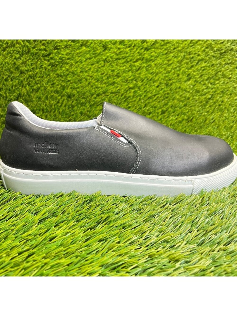 Mellow Walk Jessica Womens Size 10D Black Steel Toe Safety Work Slip-On Shoes